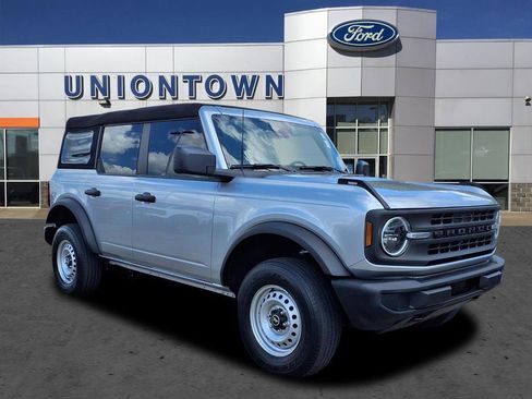 Certified 2023 Ford Bronco Base image 1