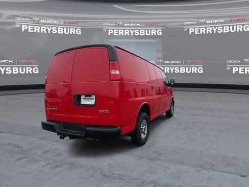 Used 2017 GMC Savana 2500 RWD image 7