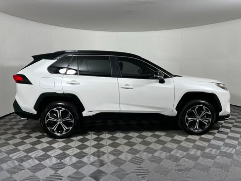 Certified 2025 Toyota RAV4 XSE image 4
