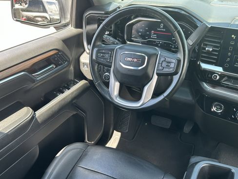 Certified 2024 GMC Sierra 1500 SLT image 15