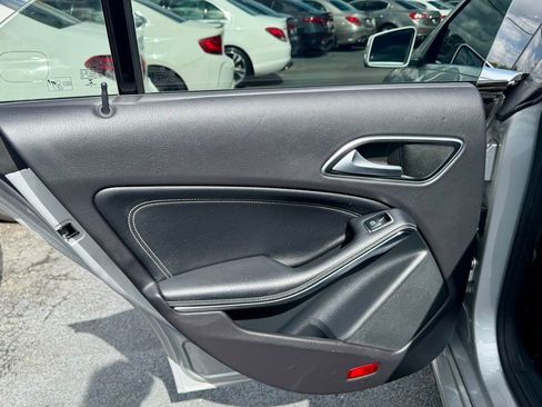 Used 2017 Mercedes-Benz CLA 250 4MATIC image 30