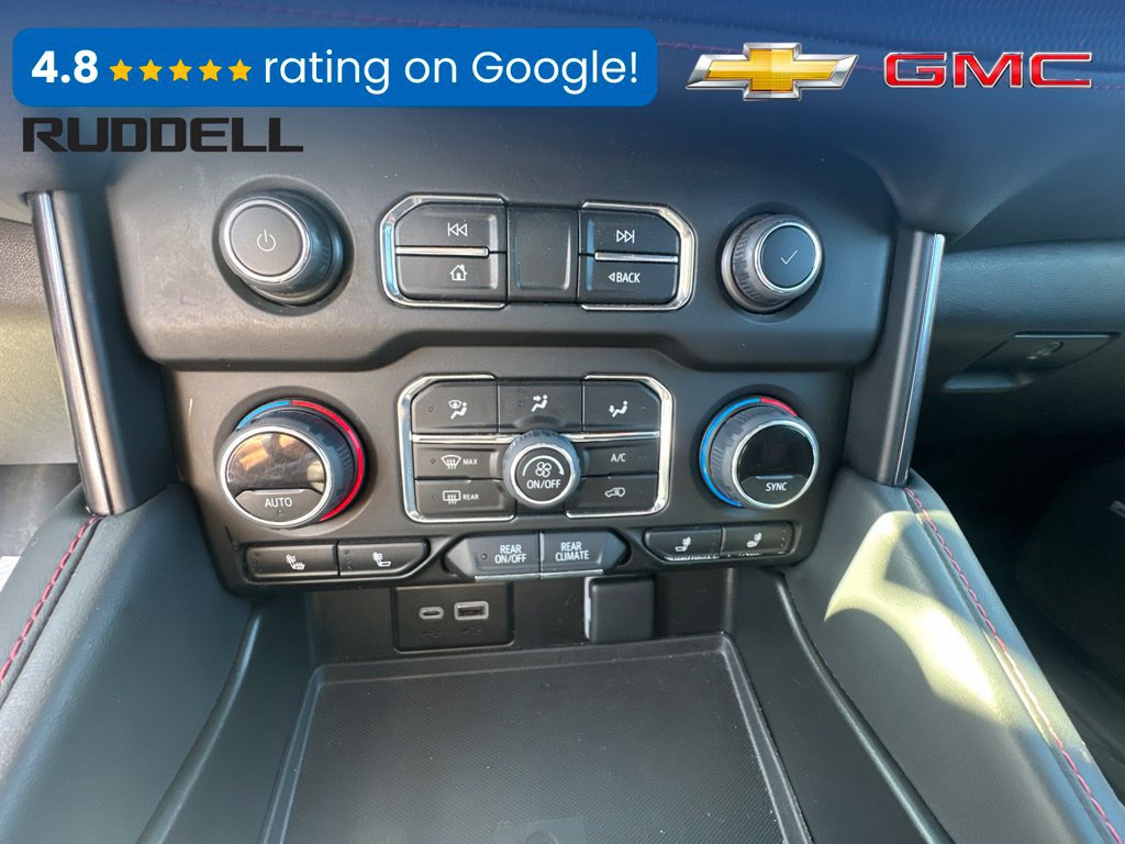 Used 2024 Chevrolet Suburban RST w/ Luxury Package AWD/4WD image 31