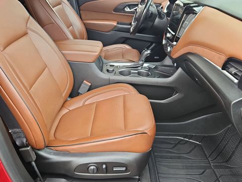 Used 2019 Chevrolet Traverse High Country w/ LPO, Floor Liner Package image 23
