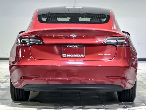 Used 2018 Tesla Model 3 Long Range image 9