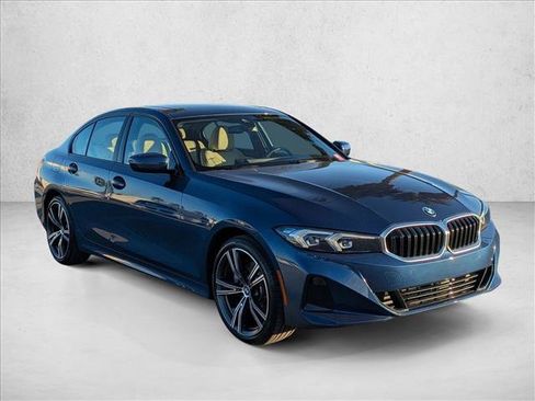 Used 2023 BMW 330i Sedan w/ Convenience Package image 3