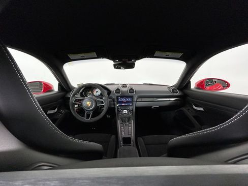 Certified 2020 Porsche 718 Cayman GT4 RWD image 13