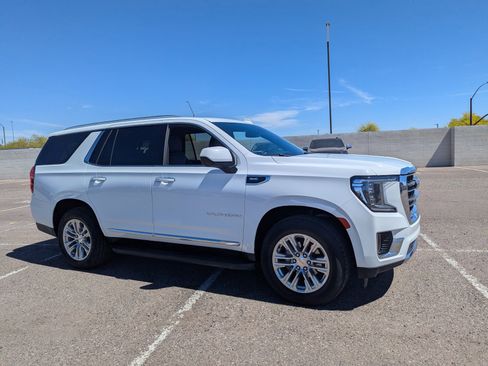 Used 2024 GMC Yukon SLT image 6