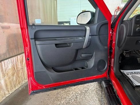 Used 2011 Chevrolet Silverado 1500 LT w/ All-Star Edition AWD/4WD image 11