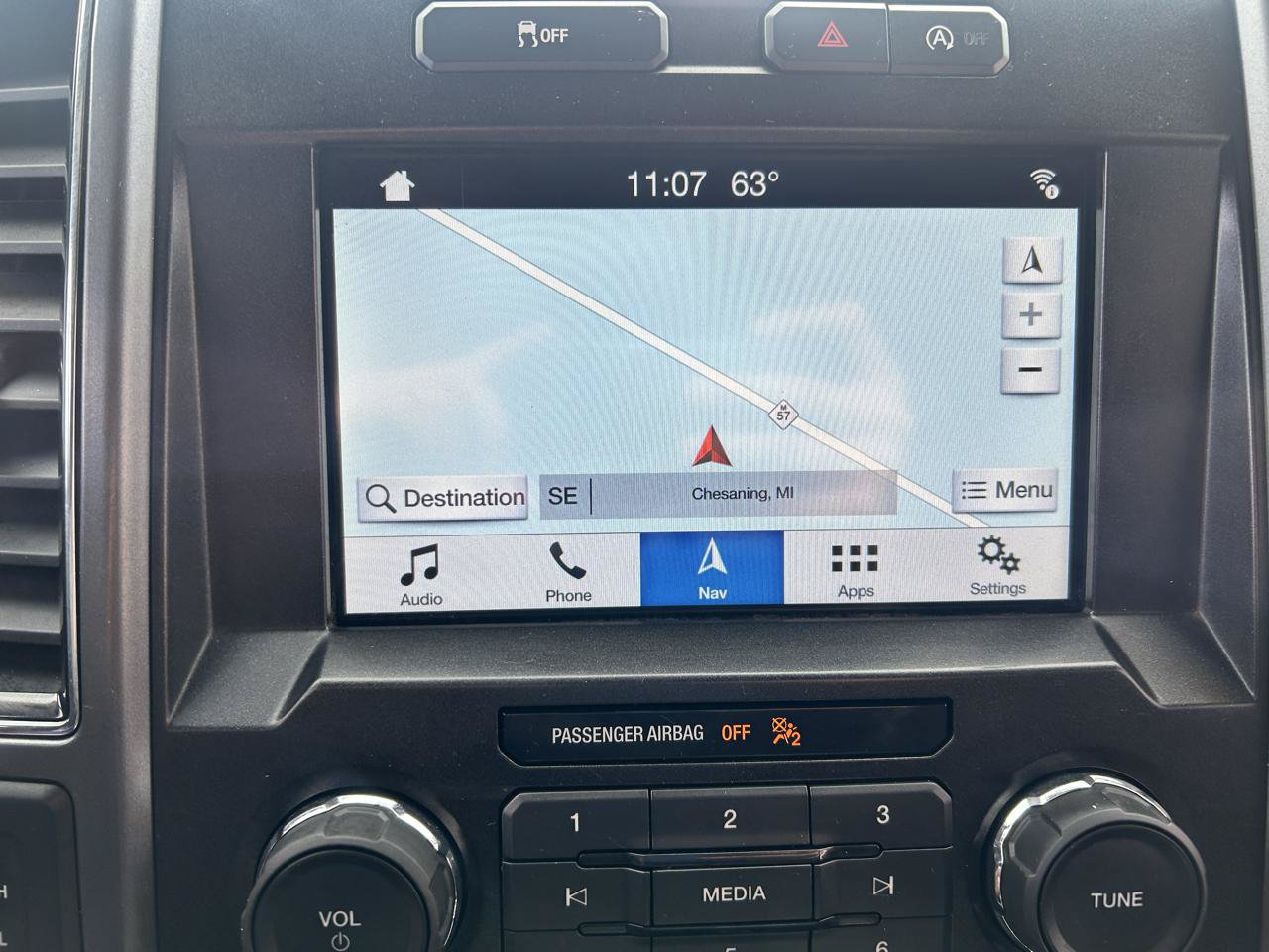 Used 2018 Ford F150 XLT w/ Equipment Group 302A Luxury AWD/4WD image 25
