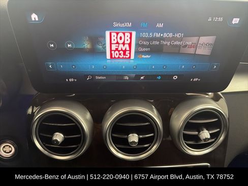 Used 2022 Mercedes-Benz GLC 300 4MATIC image 36