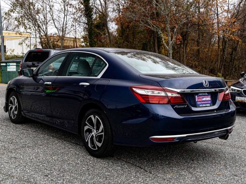 Used 2017 Honda Accord LX image 4