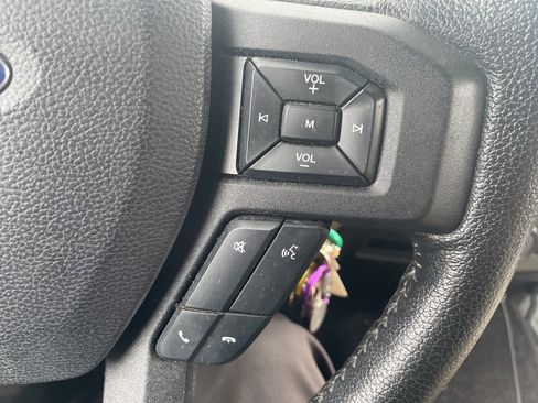 Used 2015 Ford F150 XLT w/ Equipment Group 301A Mid image 19