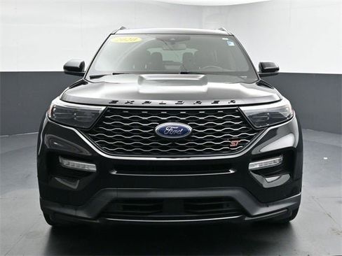 Used 2020 Ford Explorer ST w/ ST Street Pack image 5