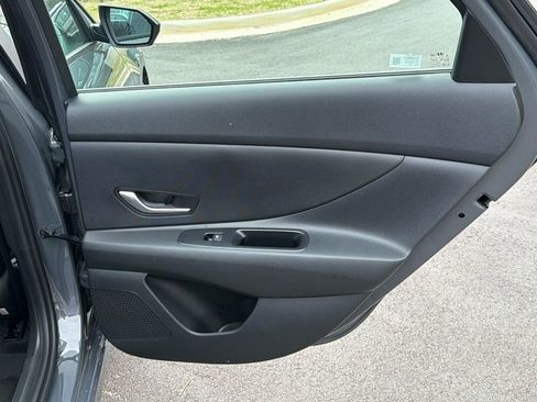 New 2026 Hyundai Elantra SE image 17