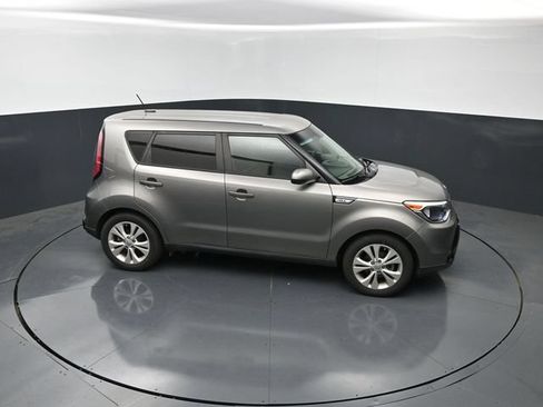Used 2016 Kia Soul + w/ Audio Package FWD image 20