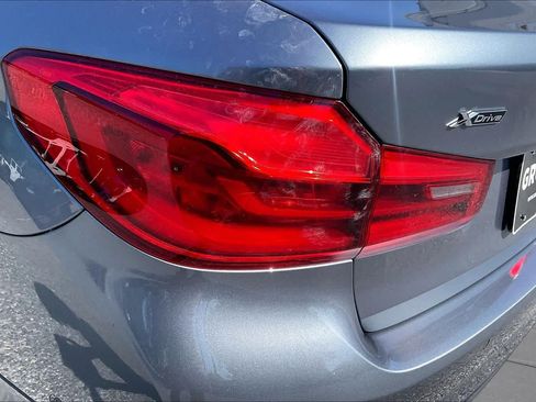 Used 2019 BMW 530i xDrive w/ Premium Package AWD/4WD image 29