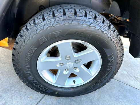 Used 2012 Jeep Wrangler Unlimited Sport image 55