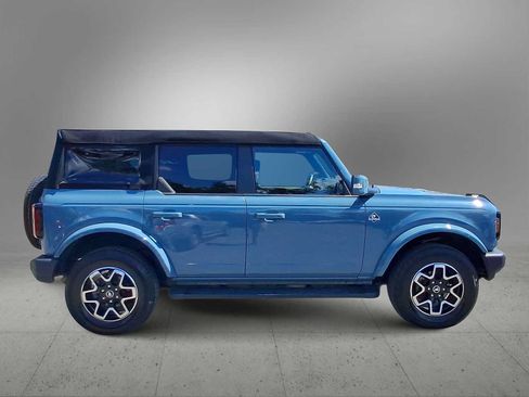 Used 2023 Ford Bronco Outer Banks AWD/4WD image 9