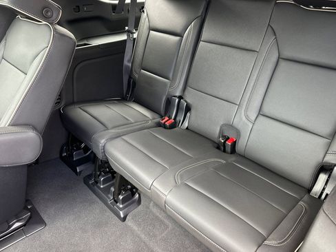 New 2025 Chevrolet Suburban Premier RWD image 16