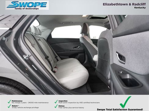 Certified 2025 Hyundai Elantra Limited image 9