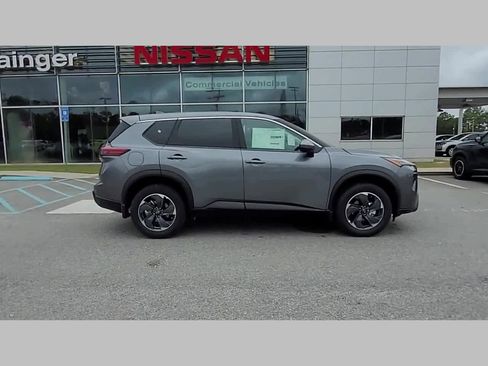 New 2026 Nissan Rogue SV image 35