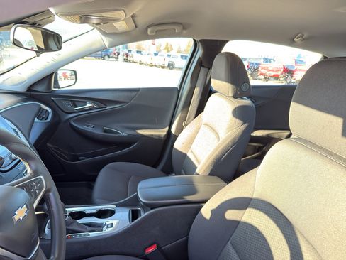 Used 2024 Chevrolet Malibu LT image 26