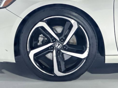 Certified 2019 Honda Accord Sport image 11