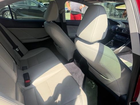 Used 2014 Lexus IS 250 AWD w/ Navigation Package image 11