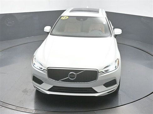 Used 2018 Volvo XC60 T5 Momentum w/ Vision Package image 43