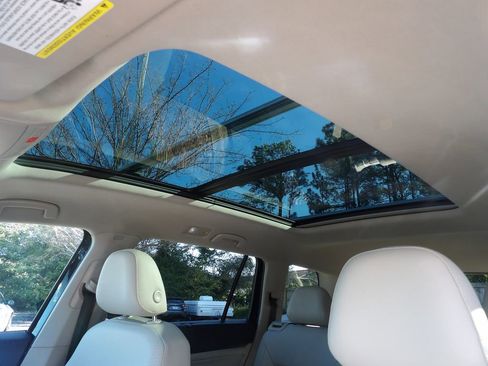 Used 2019 Volkswagen Atlas SE image 13