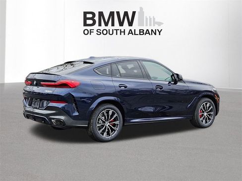 New 2026 BMW X6 M60i image 4