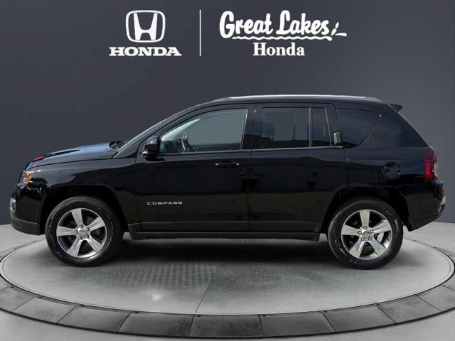 Used 2017 Jeep Compass High Altitude AWD/4WD image 3