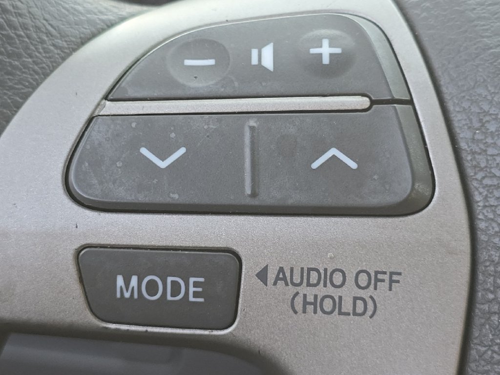 Used 2011 Toyota Camry LE FWD image 29