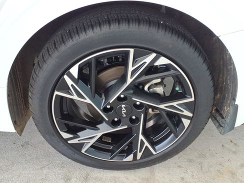 Used 2025 Kia K5 GT-Line w/ GT-Line Premium Package FWD image 20
