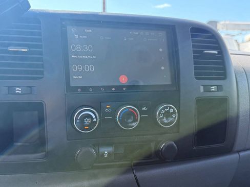 Used 2013 Chevrolet Silverado 2500 W/T AWD/4WD image 44
