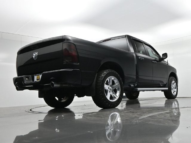 Used 2016 RAM 1500 Express AWD/4WD image 20