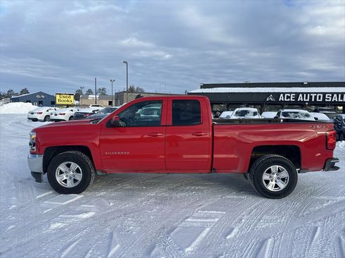 Used 2018 Chevrolet Silverado 1500 LT w/ All Star Edition AWD/4WD image 5