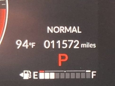 Used 2024 Honda HR-V LX image 18