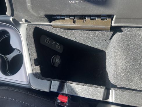 Used 2023 Dodge Challenger R/T image 25