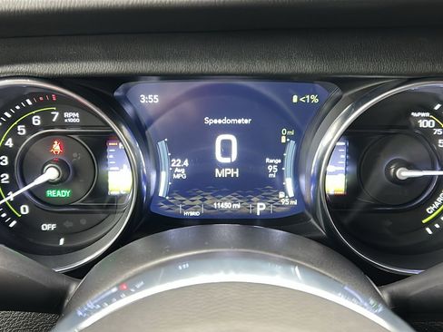 Used 2023 Jeep Wrangler High Altitude image 25