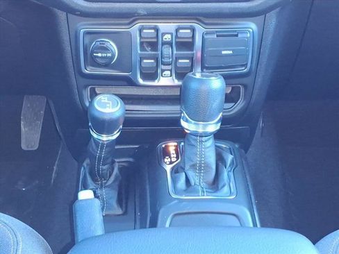 New 2026 Jeep Gladiator Sport image 10