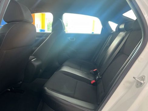 Used 2023 Honda Civic Sport image 15