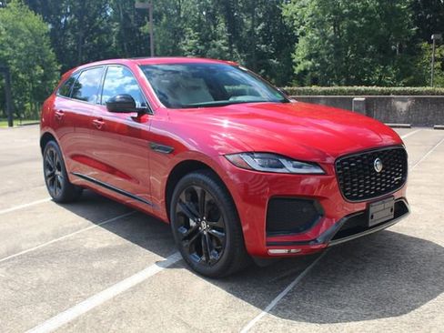New 2025 Jaguar F-PACE R-Dynamic S image 10
