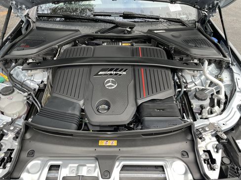 New 2026 Mercedes-Benz E 53 AMG e 4MATIC Sedan image 46