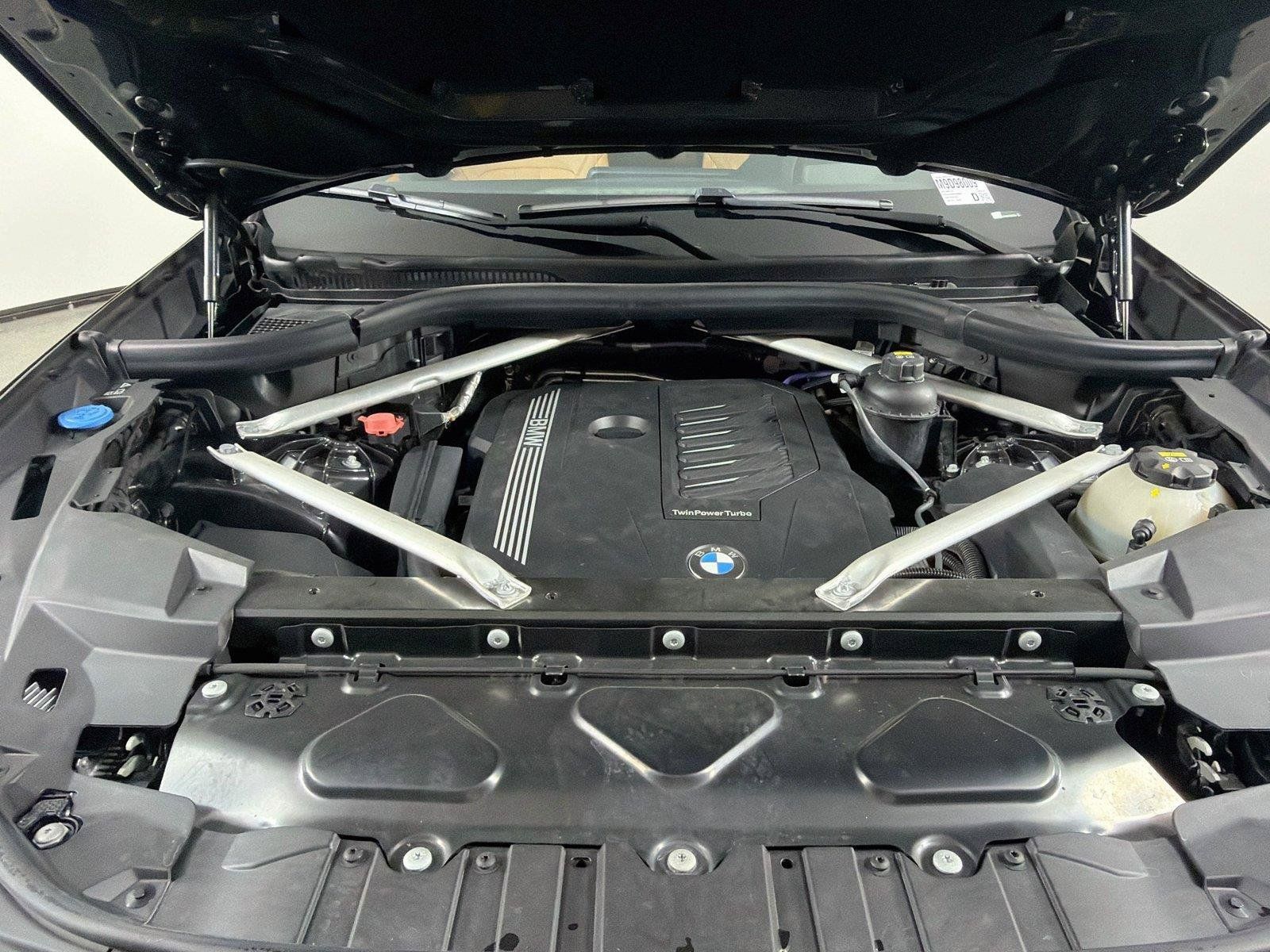 Used 2021 BMW X5 sDrive40i w/ Premium Package RWD image 31