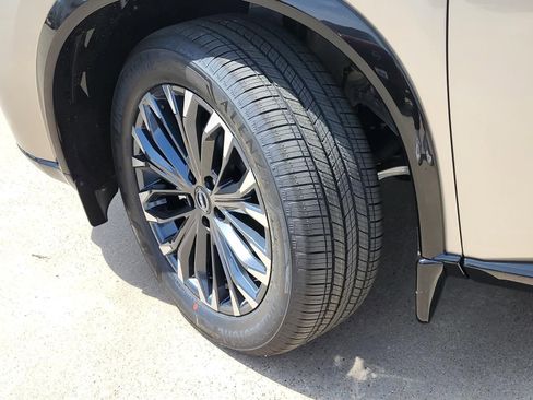 New 2026 Nissan Rogue Platinum AWD/4WD image 11