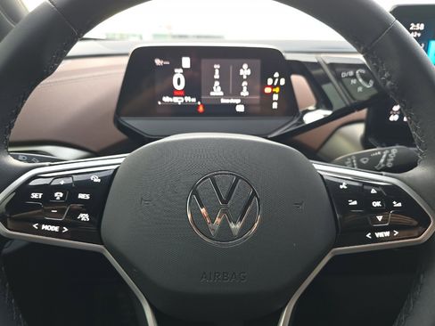 Used 2023 Volkswagen ID.4 2WD image 26