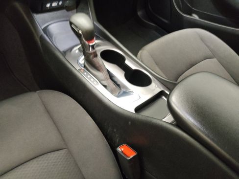 Used 2021 Chevrolet Malibu RS image 26