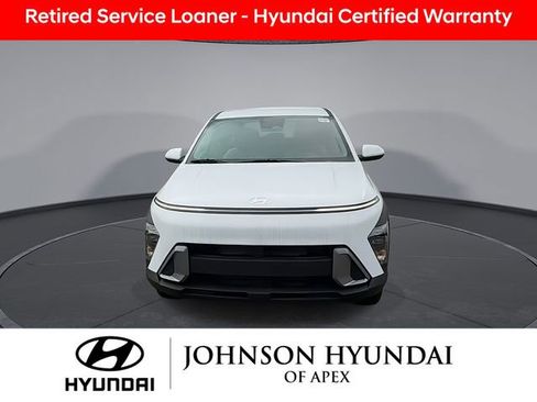 Certified 2025 Hyundai Kona SE AWD/4WD image 3