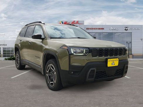 New 2026 Jeep Cherokee Laredo AWD/4WD image 7